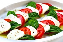 Mozzarella Caprese @ Bucca di Beppo